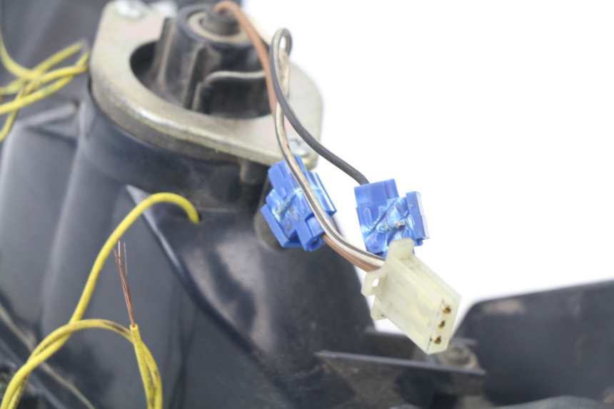 photo de FANALE STOP POSTERIORE  SUZUKI GSF N BANDIT 600 (1996 - 1999) - Altra angolazione