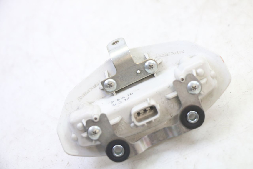 photo de FANALE STOP POSTERIORE  SUZUKI GSR 750 (2011 - 2017) - Vista d'insieme del prodotto