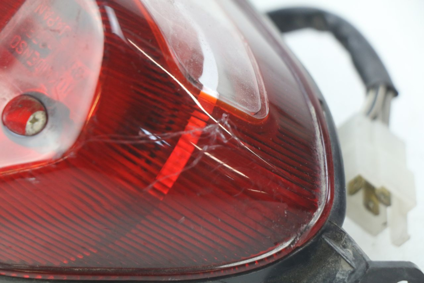 photo de Fanale posteriore SUZUKI GSX-R GSXR 600 (2001 - 2003) - Dettagli dei punti di fissaggio