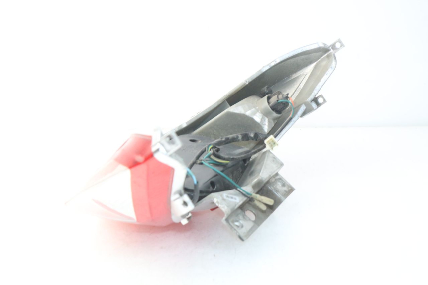 photo de Fanale posteriore SYM GTS EFI ABS 125 (2012 - 2016) - Dettagli dei punti di fissaggio