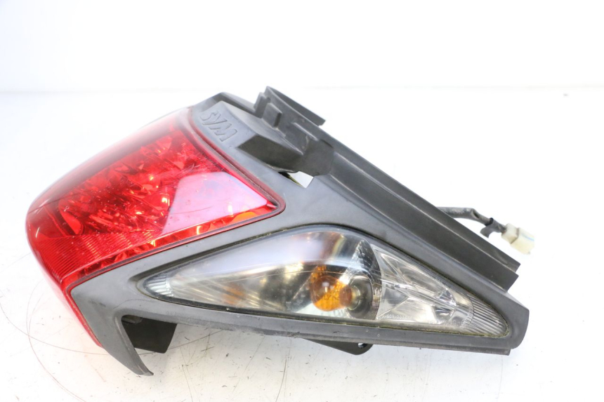photo de FANALE STOP POSTERIORE  SYM GTS EVO 125 (2009 - 2013) - Vista d'insieme del prodotto