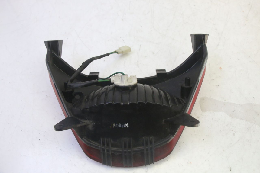 photo de FANALE STOP POSTERIORE  DAELIM HISTORY 125 (2001 - 2002) - Altra angolazione