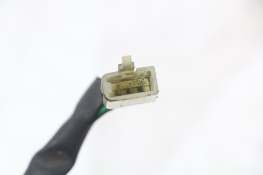 photo de FANALE STOP POSTERIORE  HONDA CBR F 1000 (1993 - 1996) - Dettagli dei punti di fissaggio