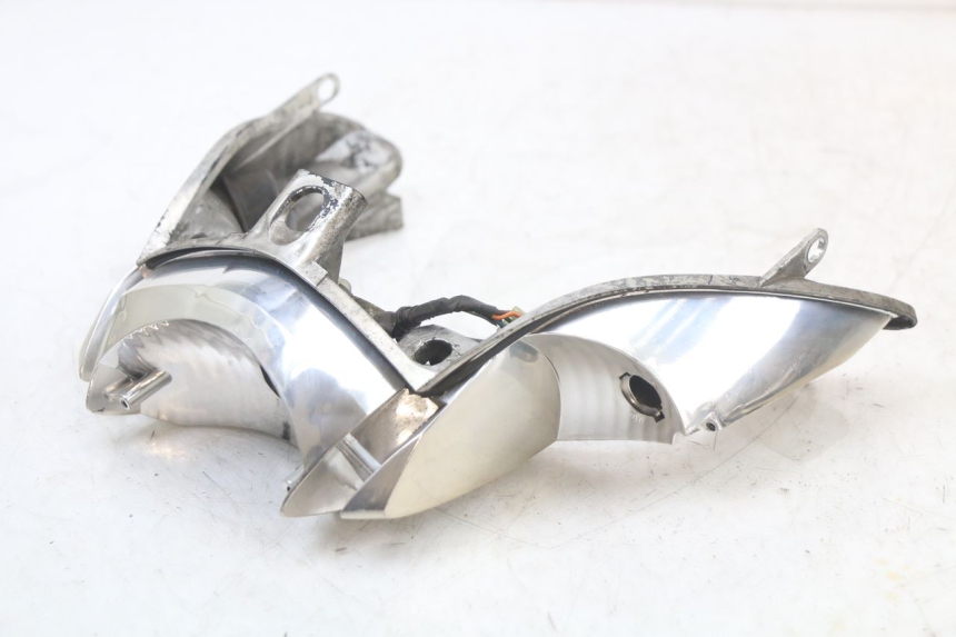 photo de FANALE STOP POSTERIORE  HONDA NES AROBASE 125 (2000 - 2003) - Zoom sullo stato d'uso