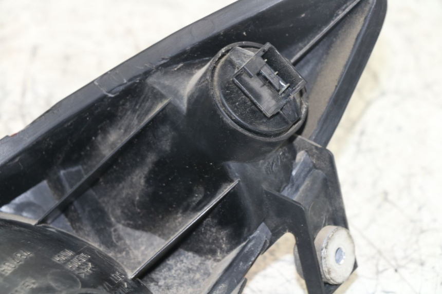 photo de Fanale posteriore HONDA NTV DEAUVILLE 650 (2001 - 2006) - Altra angolazione