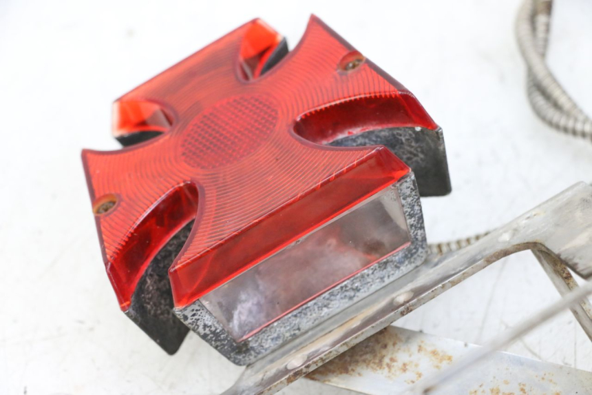 photo de FANALE STOP POSTERIORE  HONDA VT C2 SHADOW 750 (1997 - 2001) - Marcature e riferimenti originali