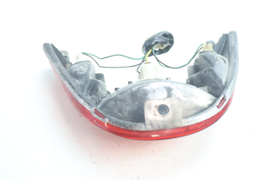 photo de FANALE STOP POSTERIORE  KEEWAY HURRICANE 50 (2006 - 2019) - Dettagli dei punti di fissaggio