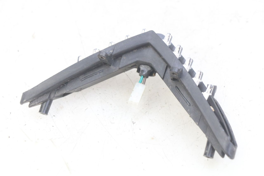 photo de FANALE POSTERIORE SYM JET SPORT XR 50 (2006 - 2015) - Zoom sullo stato d'uso