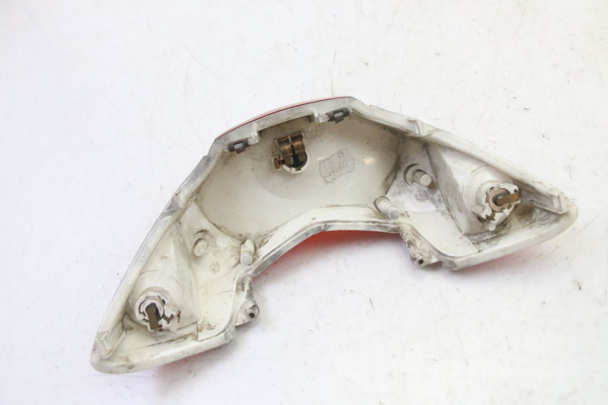 photo de FANALE STOP POSTERIORE  YAMAHA JOG R 50 (2004 - 2014) - Stato della superficie e materiale