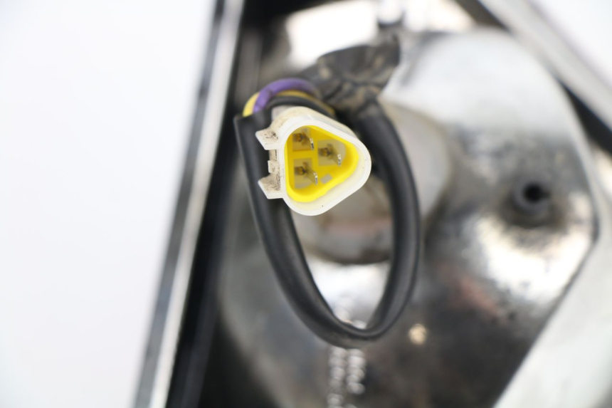 photo de Fanale posteriore KEEWAY FLASH 2T 50 (2007 - 2011) - Zoom sullo stato d'uso