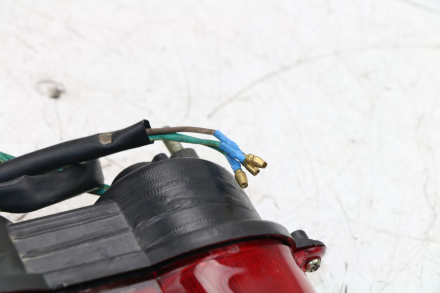 photo de FANALE POSTERIORE KINROAD XT125-19 ROAD KING 125 (2010 - 2012) - Altra angolazione