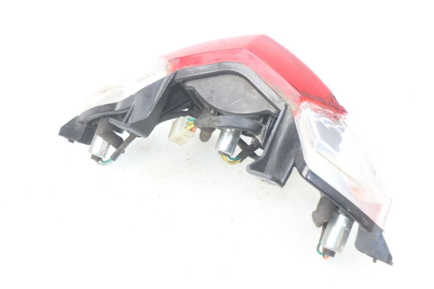 photo de FANALE POSTERIORE PEUGEOT KISBEE 2T 50 (2010 - 2017) - Primo piano tecnico