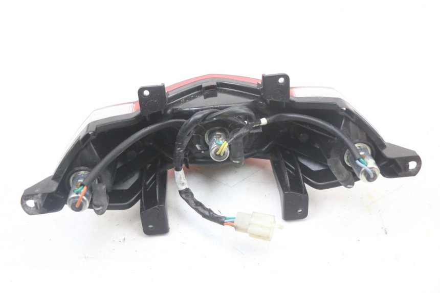 photo de FANALE POSTERIORE PEUGEOT KISBEE 2T 50 (2010 - 2017) - Primo piano tecnico