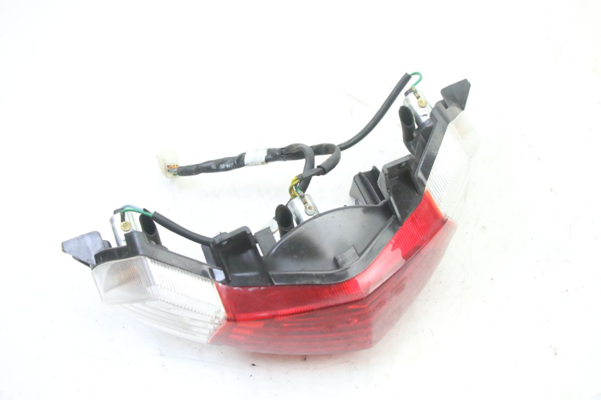 photo de FANALE POSTERIORE PEUGEOT KISBEE 2T 50 (2010 - 2017) - Primo piano tecnico