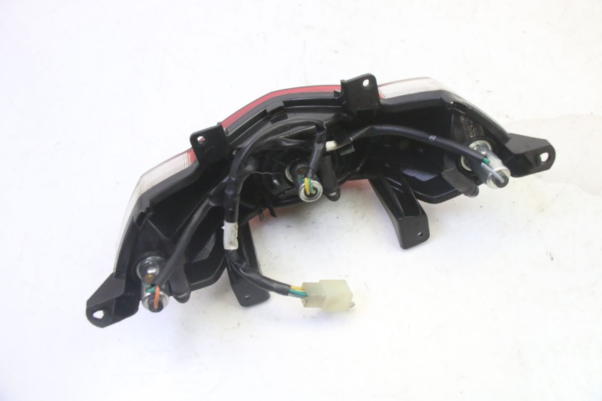 photo de FANALE POSTERIORE PEUGEOT KISBEE 2T 50 (2010 - 2017) - Primo piano tecnico