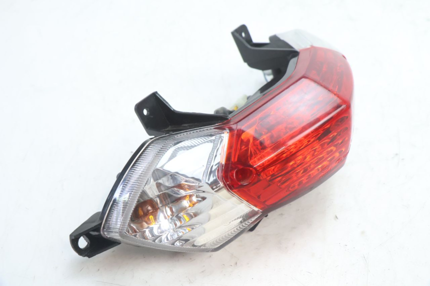 photo de FANALE STOP POSTERIORE  PEUGEOT KISBEE 2T 50 (2018 - 2022) - Dettaglio del componente
