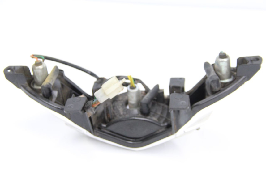 photo de FANALE POSTERIORE PEUGEOT KISBEE 4T 50 (2010 - 2017) - Altra angolazione