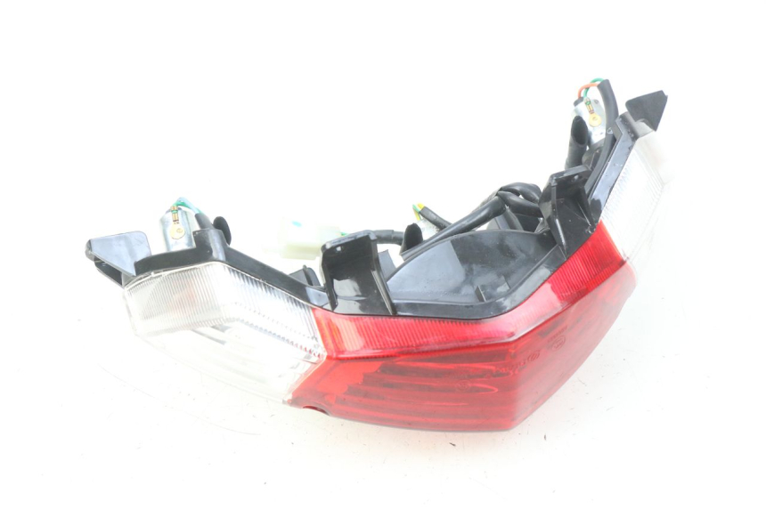 photo de FANALE POSTERIORE PEUGEOT KISBEE 4T 50 (2010 - 2017) - Dettaglio del componente