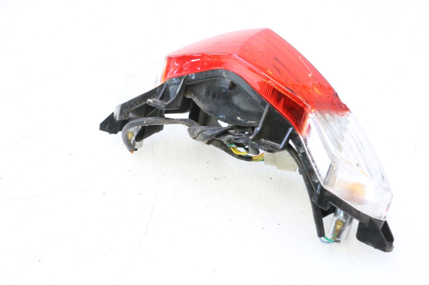 photo de FANALE POSTERIORE PEUGEOT KISBEE 4T 50 (2018 - 2022) - Vista d'insieme del prodotto