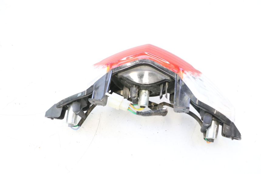 photo de FANALE POSTERIORE PEUGEOT KISBEE 4T 50 (2018 - 2022) - Ricambio usato controllato