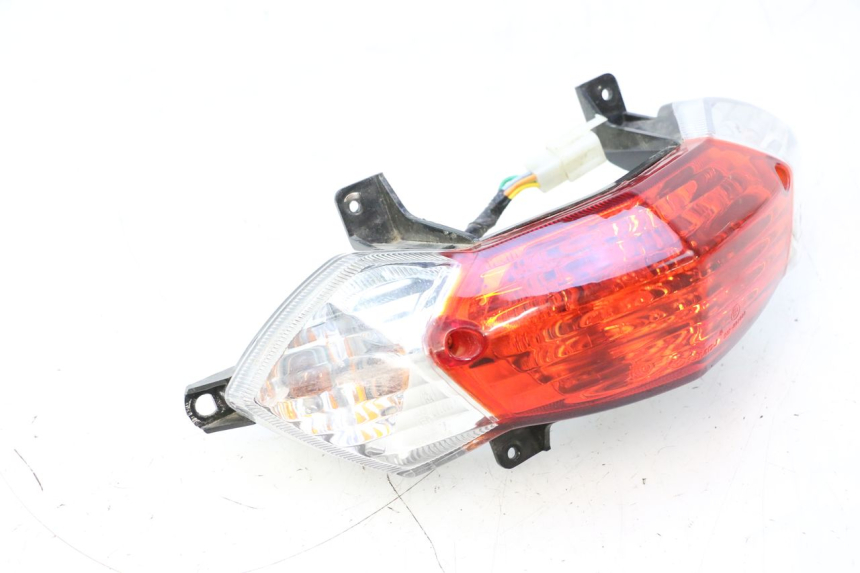 photo de FANALE POSTERIORE PEUGEOT KISBEE 4T 50 (2018 - 2022) - Marcature e riferimenti originali