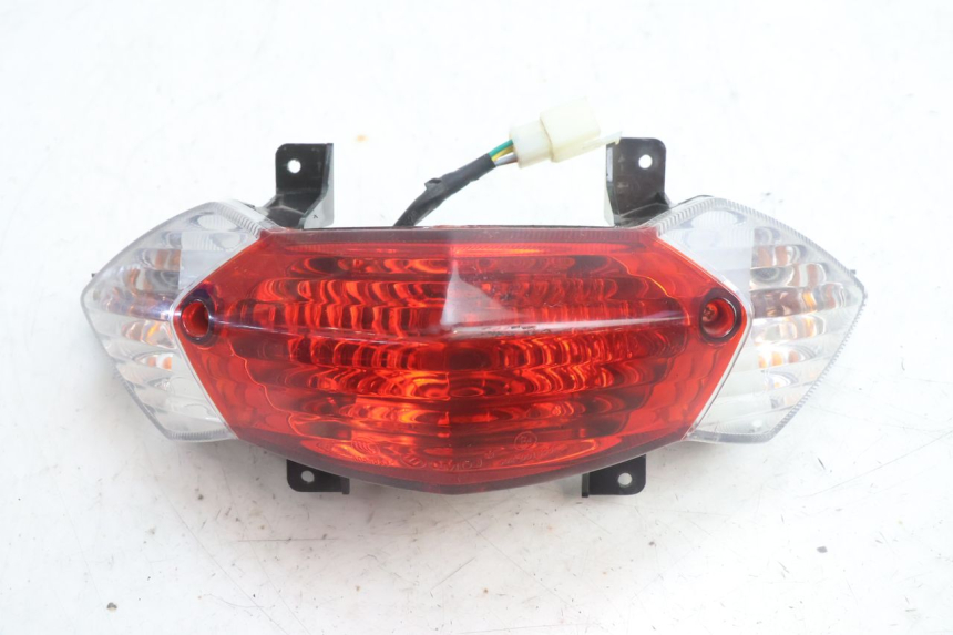 photo de FANALE POSTERIORE PEUGEOT KISBEE 4T 50 (2010 - 2017) - Vista principale