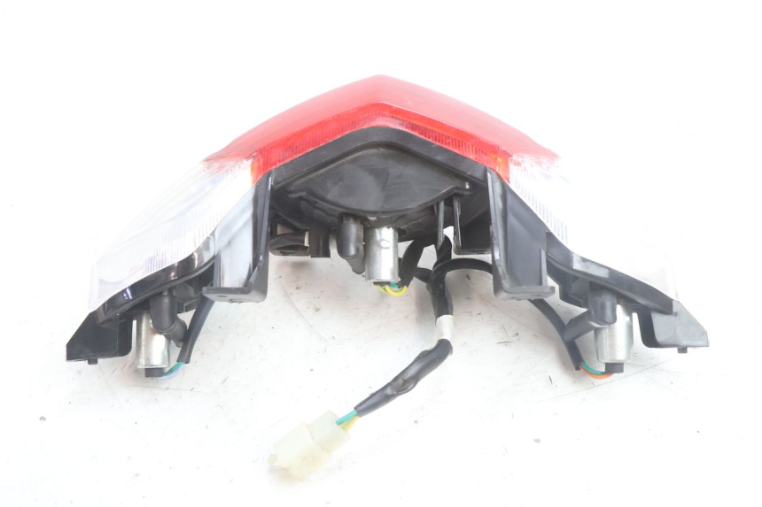 photo de FANALE POSTERIORE PEUGEOT KISBEE 4T 50 (2010 - 2017) - Primo piano tecnico