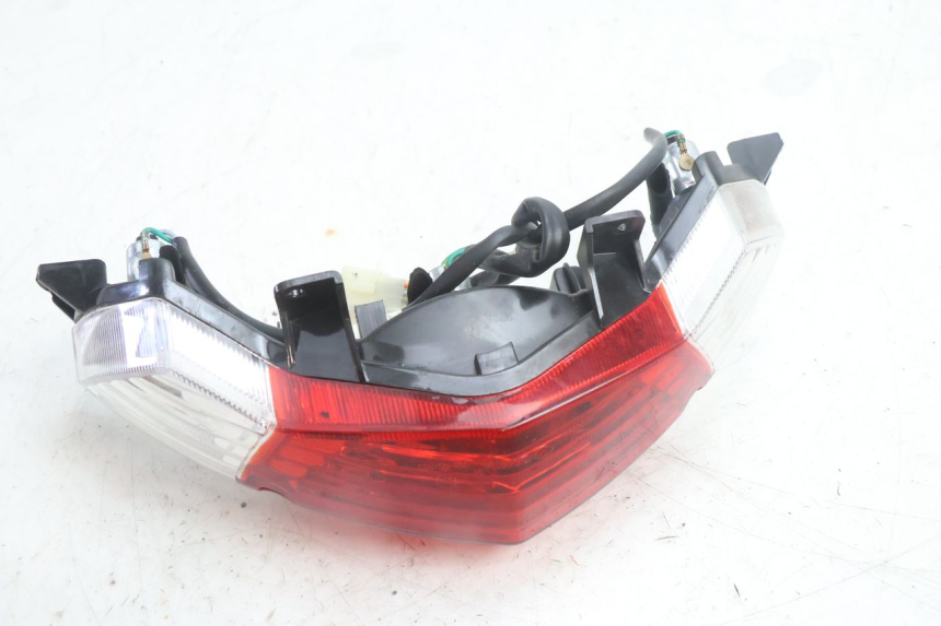 photo de FANALE POSTERIORE PEUGEOT KISBEE 4T 50 (2010 - 2017) - Vista d'insieme del prodotto