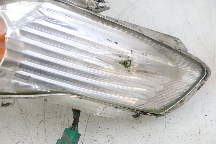 photo de FANALE POSTERIORE KYMCO DINK 4T 50 (2007 - 2018) - Stato della superficie e materiale