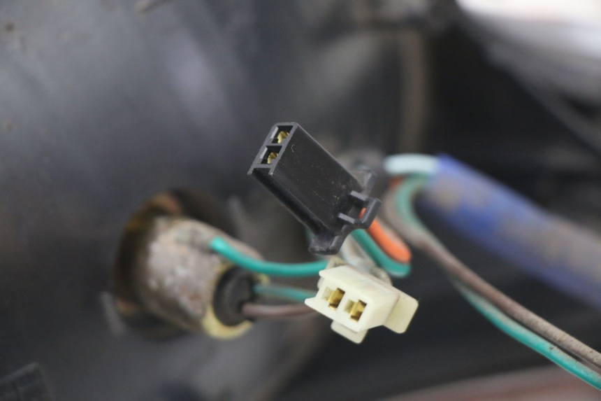 photo de Fanale posteriore KYMCO GRAND DINK 125 (2008 - 2014) - Dettagli dei punti di fissaggio