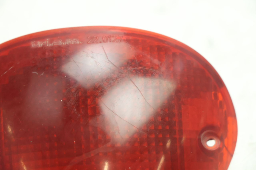 photo de FANALE STOP POSTERIORE  PIAGGIO LIBERTY 50 (1998 - 2003) - Zoom sullo stato d'uso