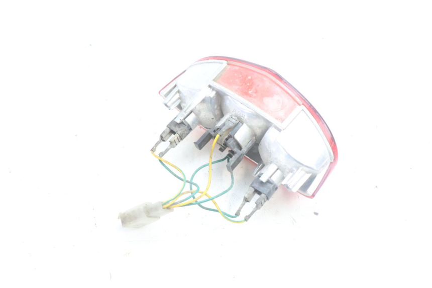 photo de FANALE STOP POSTERIORE  PEUGEOT LUDIX BLASTER 50 (2006 - 2014) - Dettagli dei punti di fissaggio