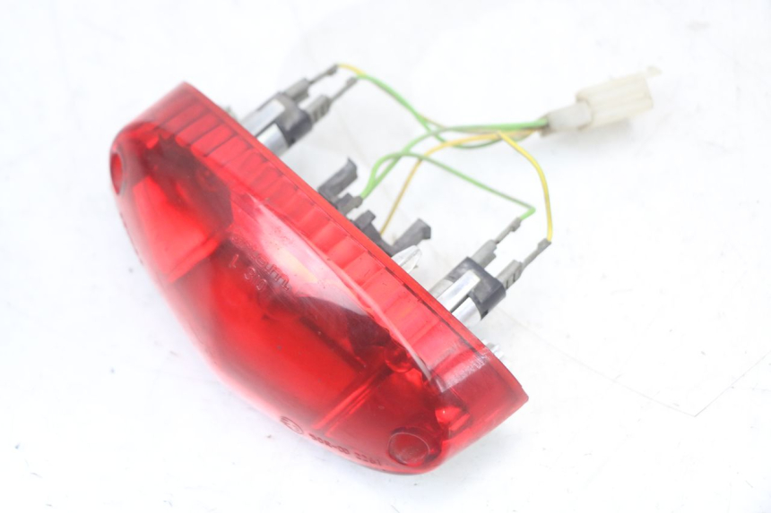 photo de FANALE POSTERIORE PEUGEOT LUDIX 50 (2005 - 2007) - Altra angolazione