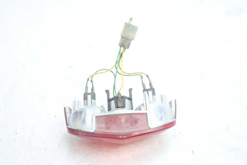 photo de FANALE POSTERIORE PEUGEOT LUDIX 50 (2005 - 2007) - Primo piano tecnico