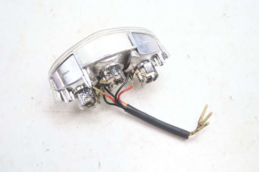 photo de FANALE STOP POSTERIORE  PEUGEOT LUDIX SNAKE 2T 50 (2004 - 2014) - Altra angolazione