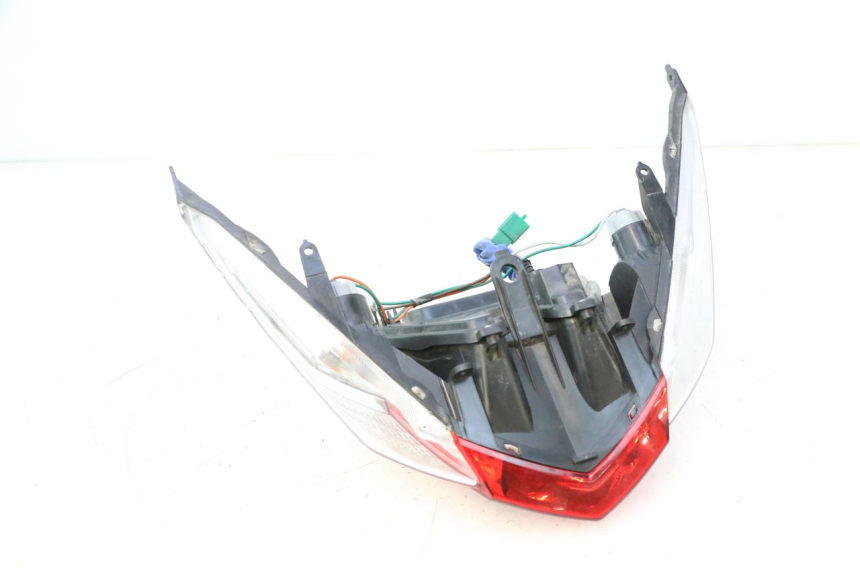 photo de FANALE STOP POSTERIORE  KYMCO MOVIE S 125 (2009 - 2018) - Caratteristiche distintive