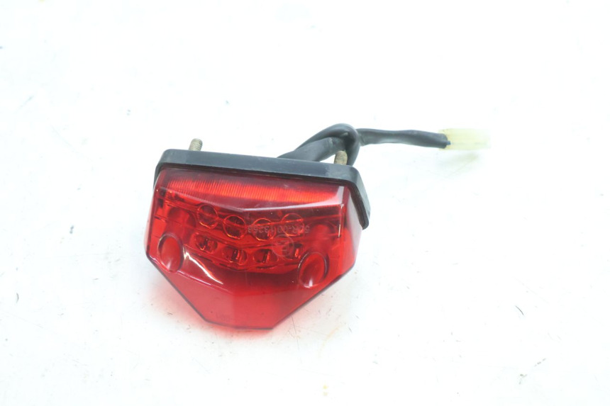 photo de FANALE STOP POSTERIORE  RIEJU MRT PRO SUPERMOTARD 50 (2007 - 2018) - Zoom sullo stato d'uso
