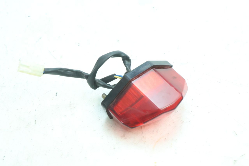 photo de FANALE STOP POSTERIORE  RIEJU MRT PRO SUPERMOTARD 50 (2007 - 2018) - Altra angolazione