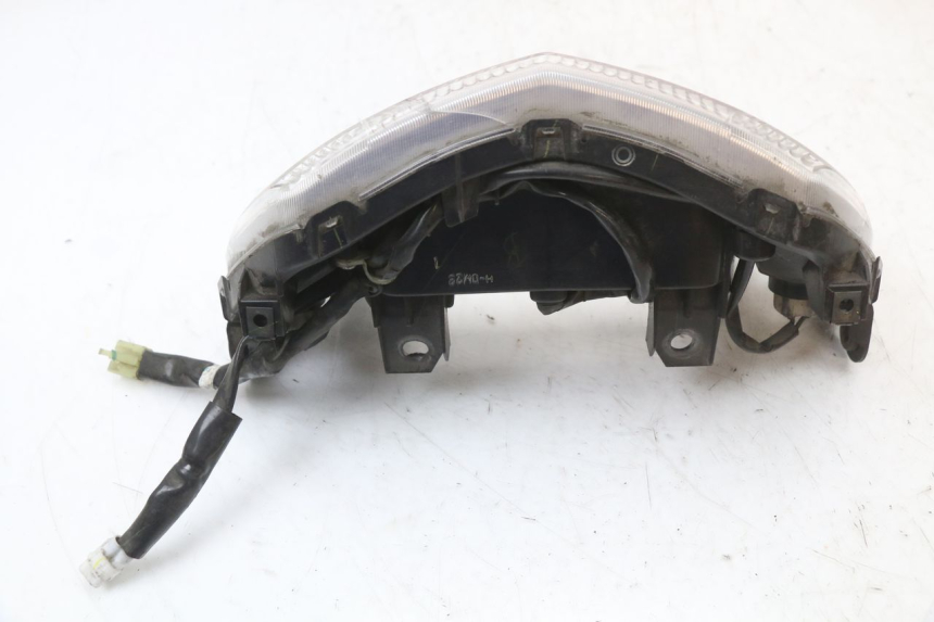 photo de FANALE STOP POSTERIORE  MBK MW TRYPTIK 125 (2014 - 2016) - Primo piano tecnico