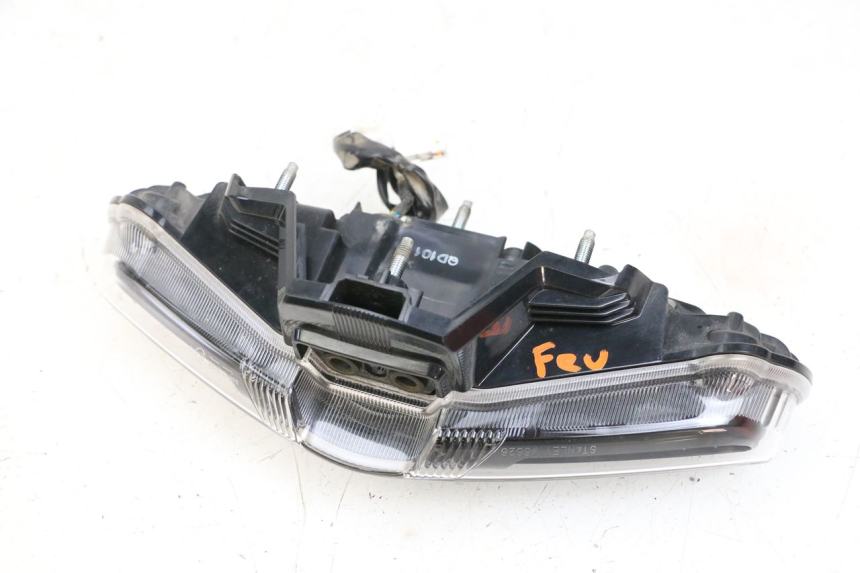 photo de FANALE STOP POSTERIORE  YAMAHA NEO'S CORE 1 (2022 - 2026) - Zoom sullo stato d'uso