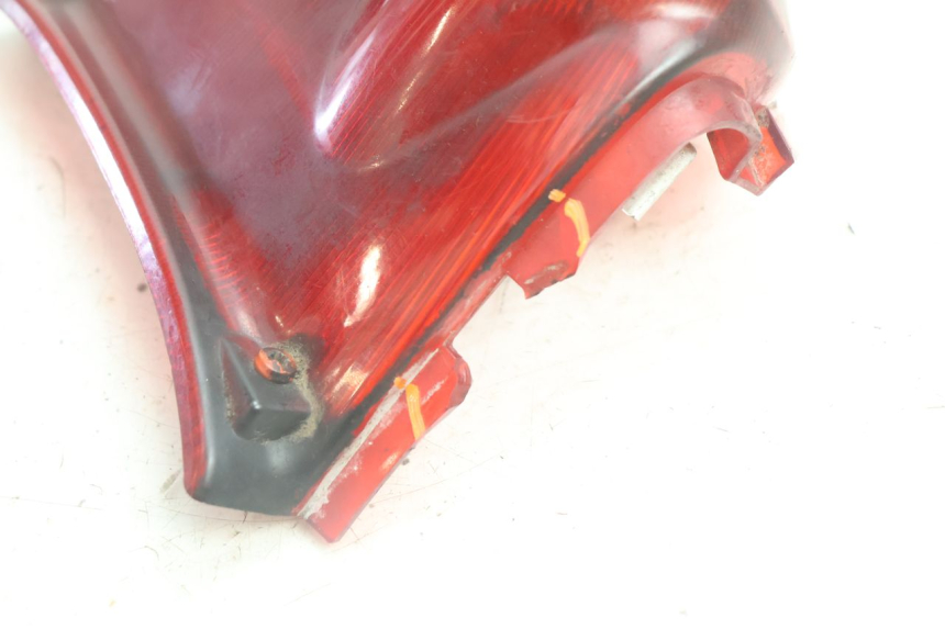 photo de FANALE STOP POSTERIORE  YAMAHA NEO'S NEOS 2T 50 (1998 - 2007) - Primo piano tecnico