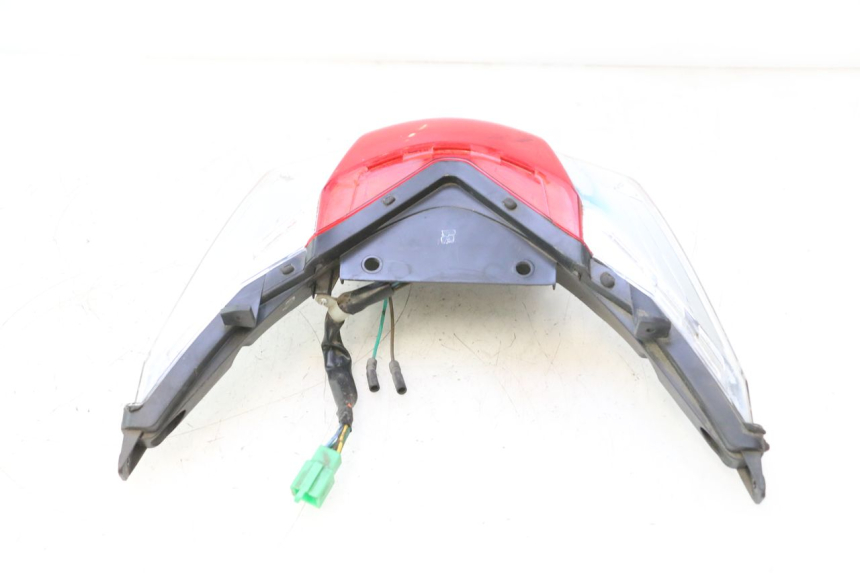 photo de FANALE STOP POSTERIORE  KYMCO LIKE 4T 50 (2019 - 2025) - Primo piano tecnico
