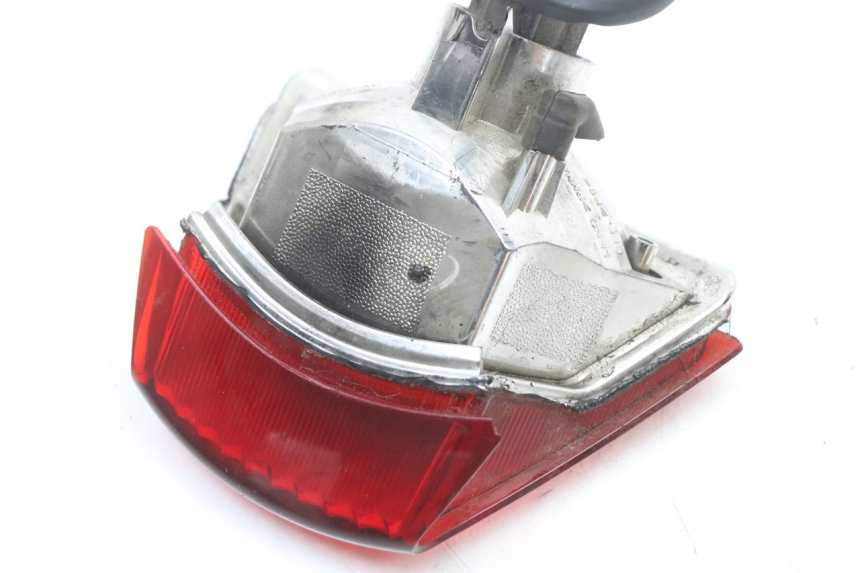 photo de FANALE POSTERIORE PIAGGIO NEW TYPHOON 50 (2018 - 2021) - Altra angolazione