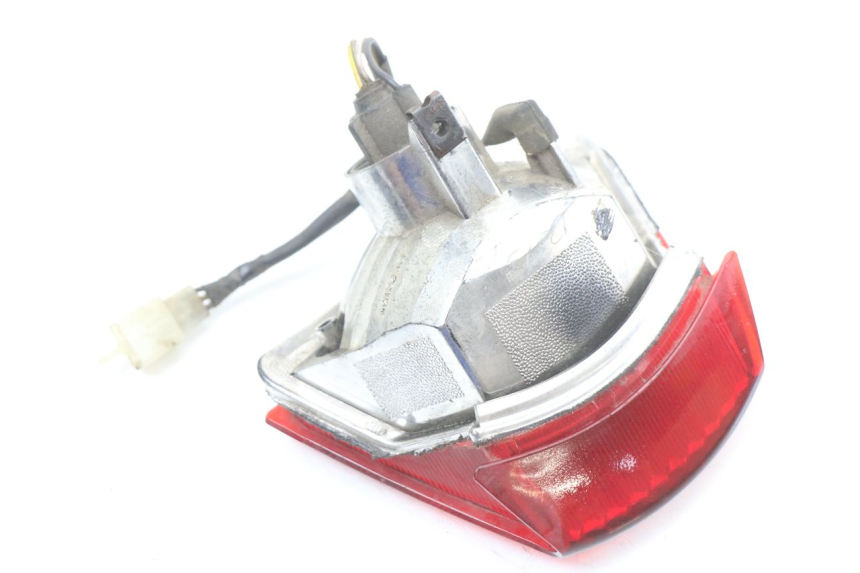 photo de FANALE POSTERIORE PIAGGIO NEW TYPHOON 50 (2018 - 2021) - Primo piano tecnico