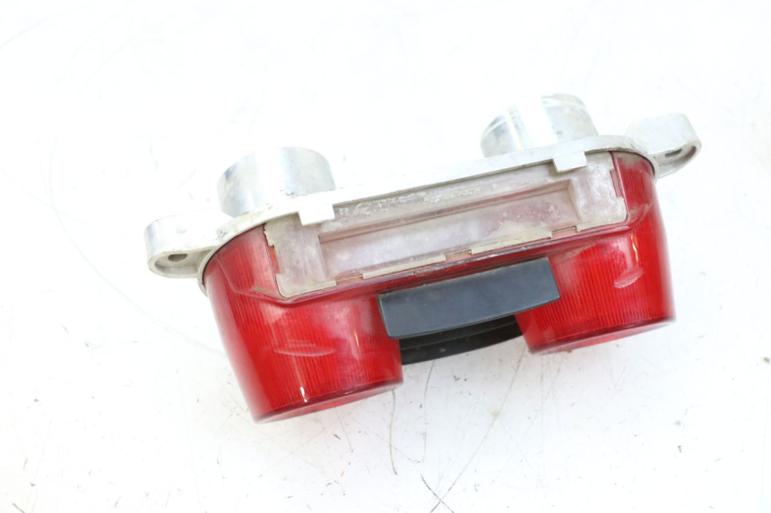 photo de FANALE STOP POSTERIORE  HONDA NSR R 125 (1994 - 2003) - Zoom sullo stato d'uso