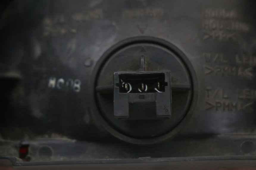 photo de FANALE POSTERIORE HONDA NTV DEAUVILLE 650 (1998 - 2001) - Marcature e riferimenti originali