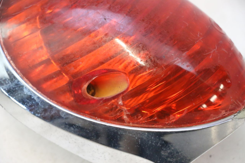 photo de FANALE POSTERIORE JM MOTORS OLDIES 4T 50 (2010 - 2020) - Caratteristiche distintive