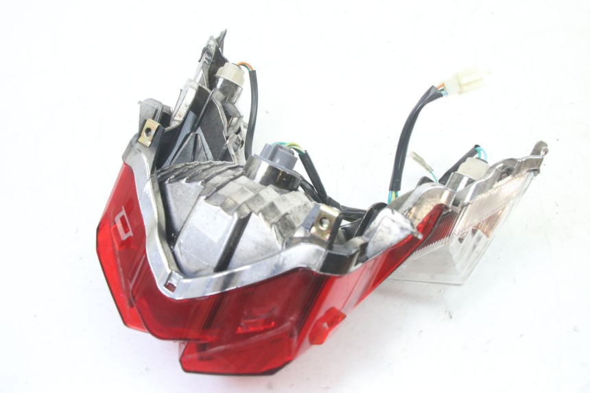 photo de FANALE STOP POSTERIORE  SYM ORBIT III 3 4T 50 (2021 - 2025) - Marcature e riferimenti originali