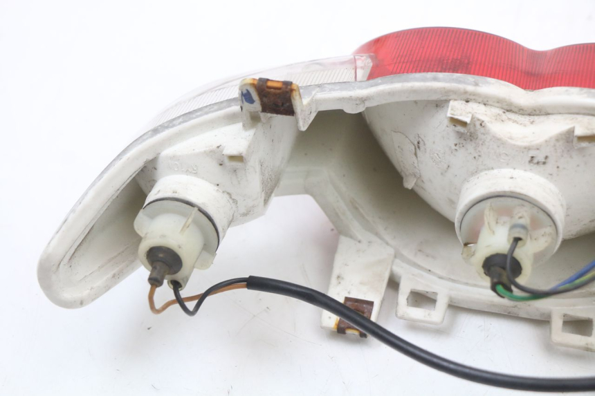 photo de FANALE STOP POSTERIORE  MBK OVETTO ONE 2T 50 (2013 - 2017) - Vista d'insieme del prodotto