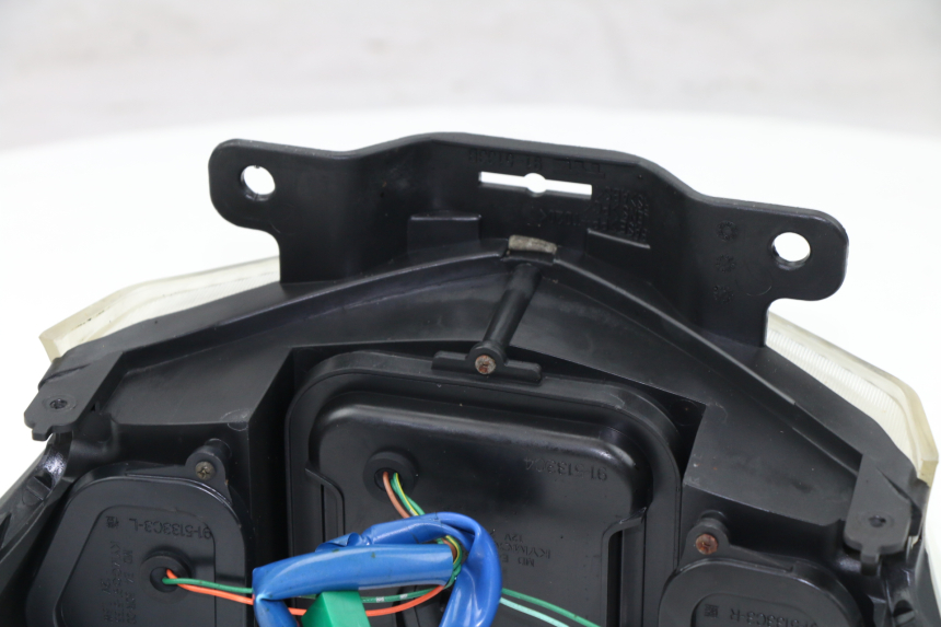 photo de Fanale posteriore KYMCO PEOPLE S 125 (2000 - 2008) - Caratteristiche distintive